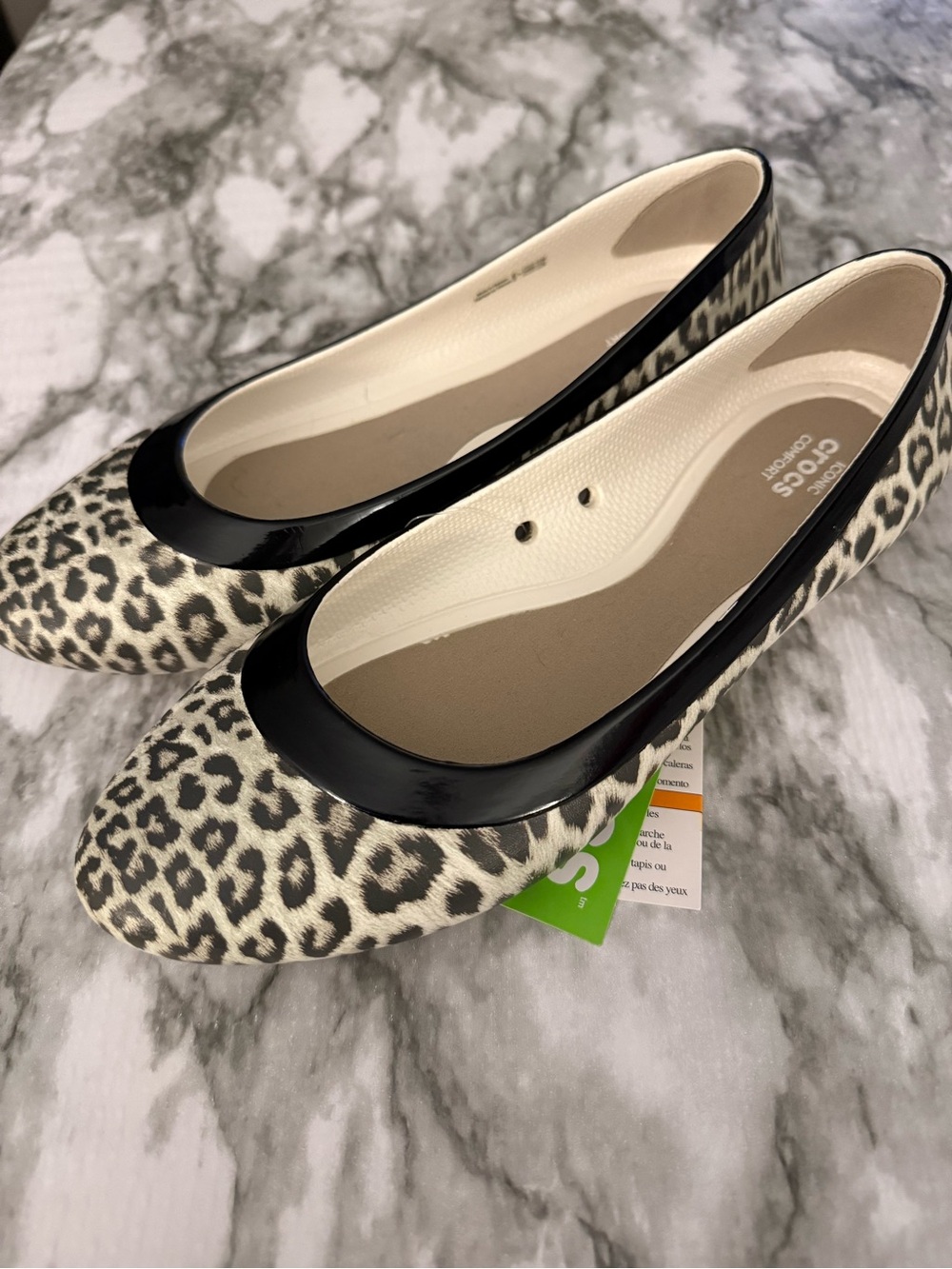 NWT Crocs Lina Leopard Print Slip On Ballet Flats Womens Black Ivory Size 7 - Picture 1 of 7